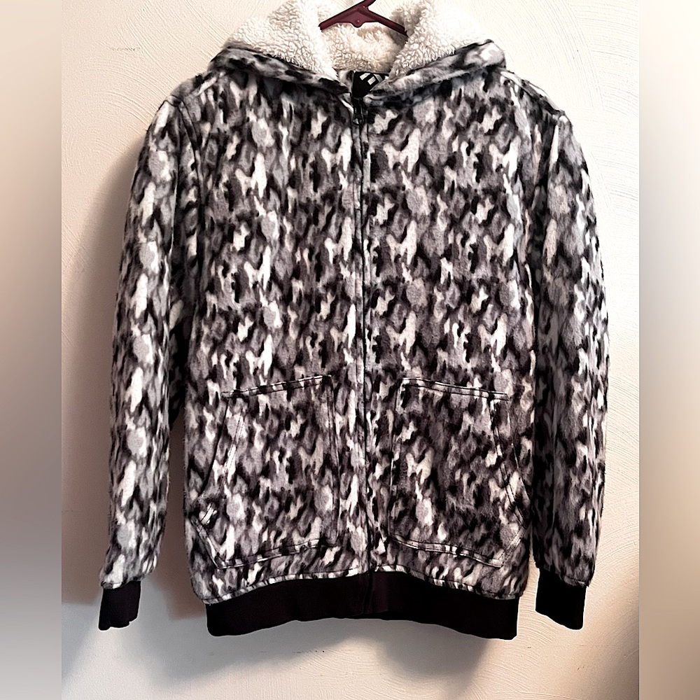 EUC~Elevani Hooded Jacket